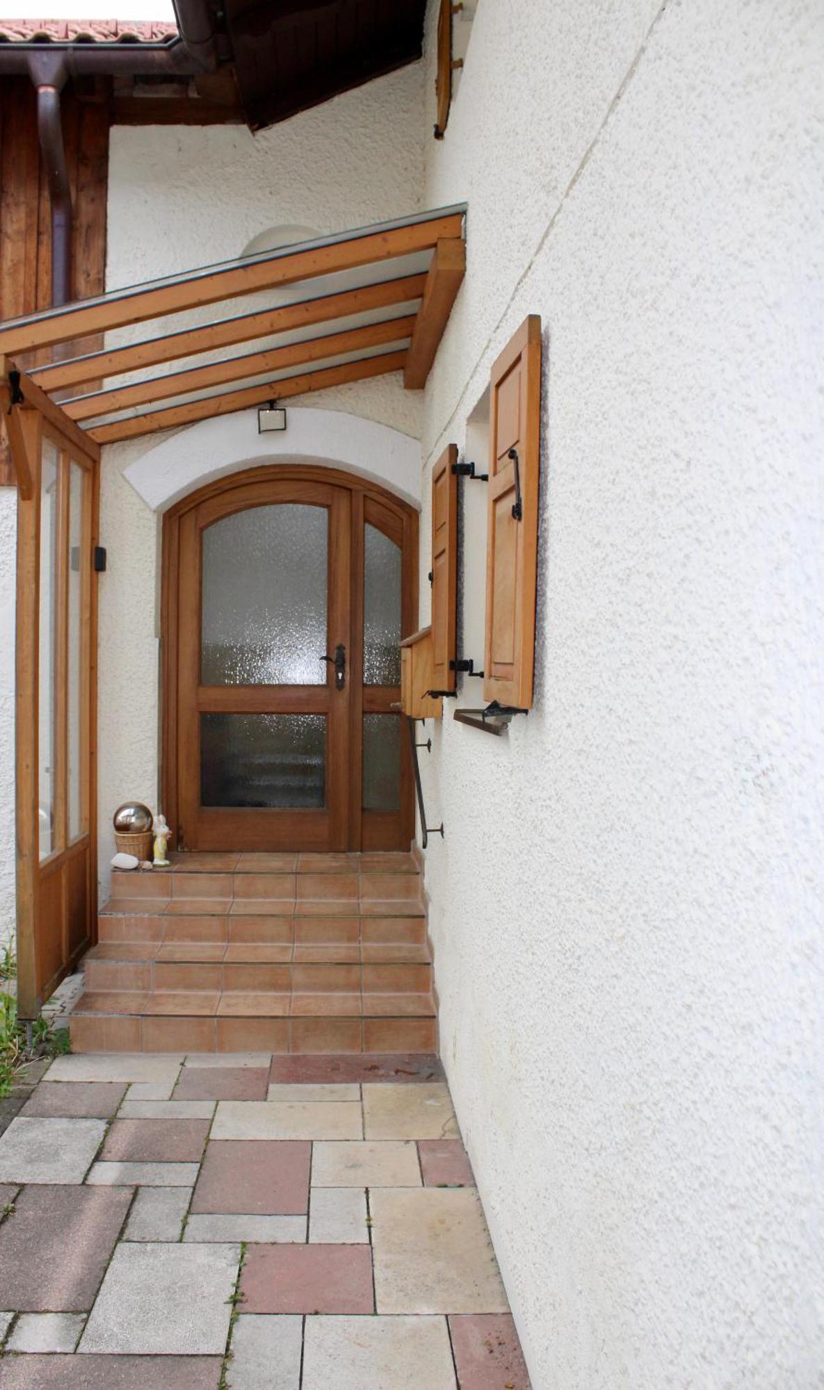 Ferienhaus Mit Garten Fuer Bis Zu 6 Personen Rosenheim Exterior photo