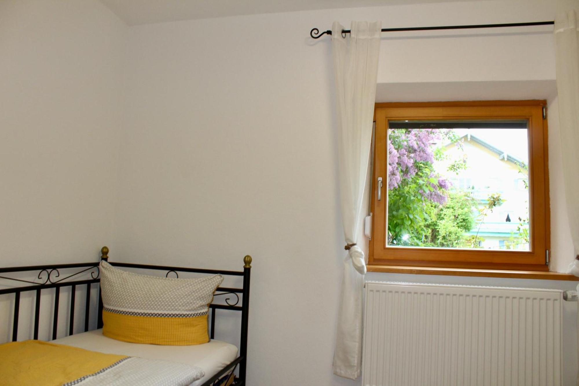 Ferienhaus Mit Garten Fuer Bis Zu 6 Personen Rosenheim Exterior photo